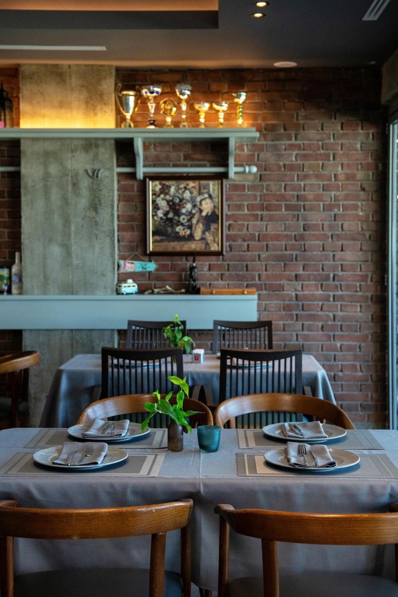 11 Maison d'hôtes *